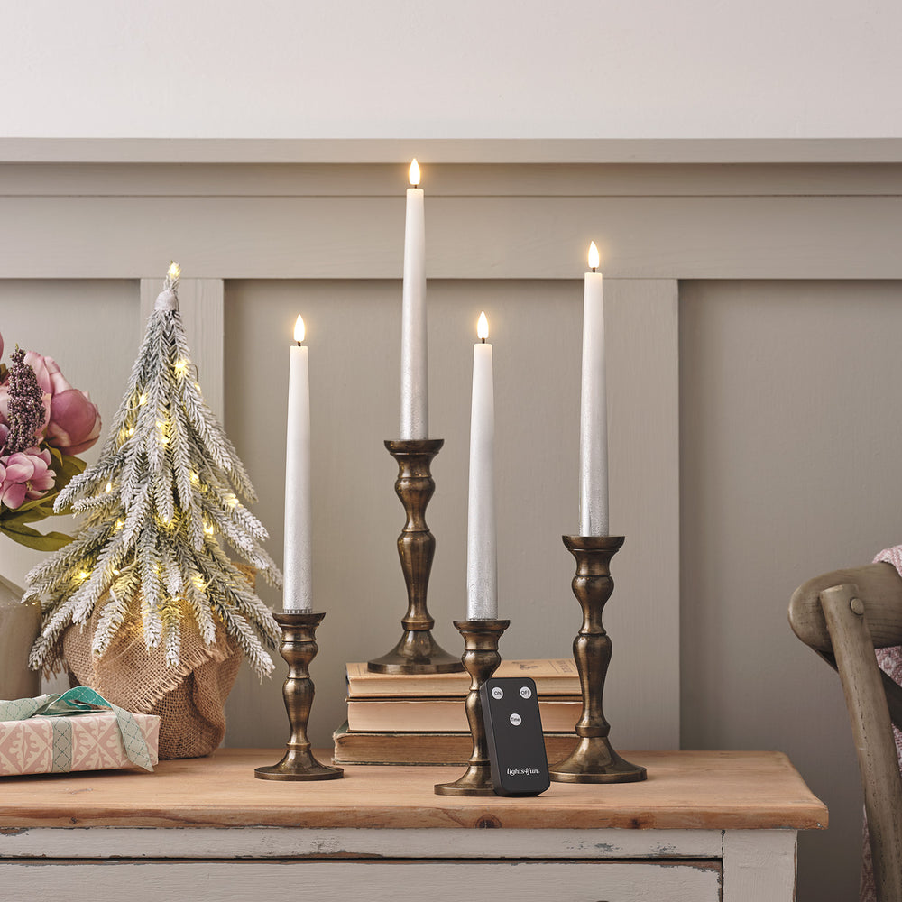 Lot de 4 Chandelles Ombrées Argentées TruGlow® avec Télécommande