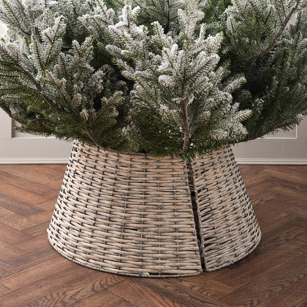 Jupe de Sapin de Noël - KAKOO - Rond - Blanc - 120CM - Décoration de Noël - Maison Jupe de Sapin de Noël - KAKOO - Rond - Blanc - 120CM - Décoration de Noël - Maison