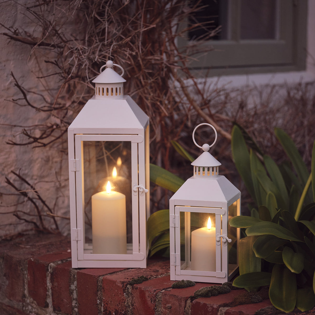 Lot 22 Lanternes Blanches Volantes Célestes Dont 2 Cœurs - Biodégradables Pour Occasions Magiques