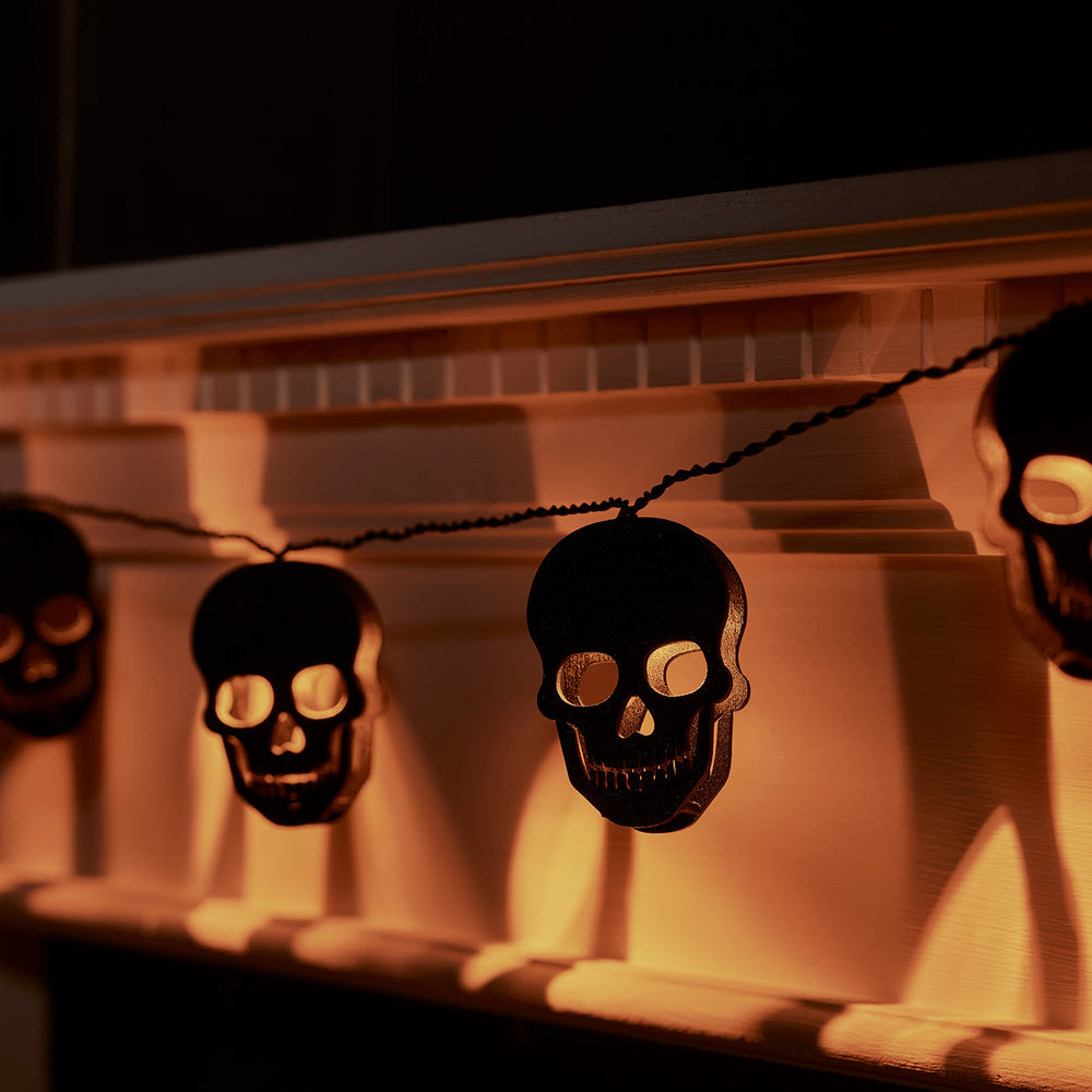 Guirlande Lumineuse d'Halloween en forme de Crâne en Bois