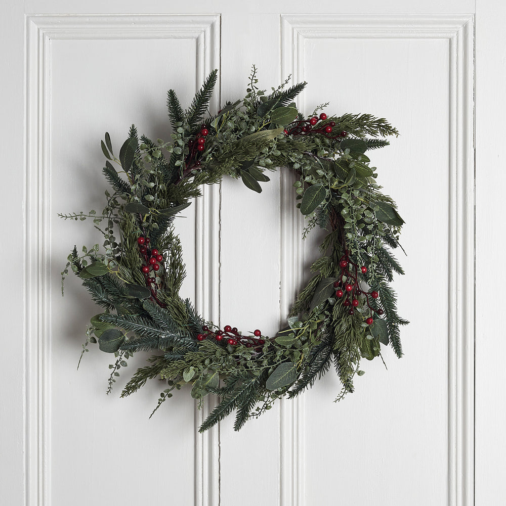 Couronne de l'Avent Pin et Baies Rouges avec Chandelles TruGlow®