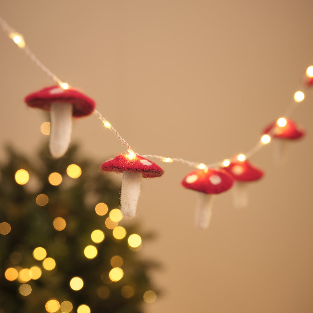 Guirlande Lumineuse Champignons en Feutrine de 1,4 m à LED Blanc Chaud