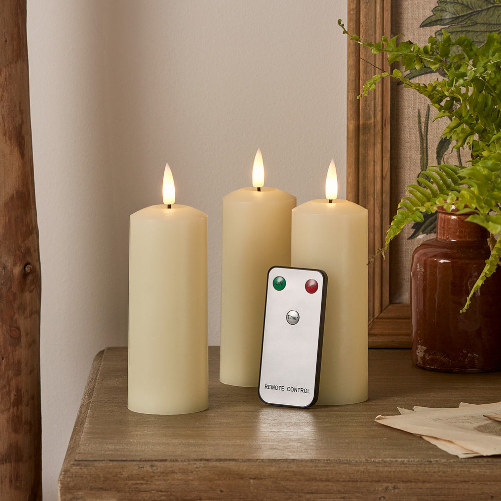 Lot de 3 Bougies Piliers Fines TruGlow® à LED avec Télécommande