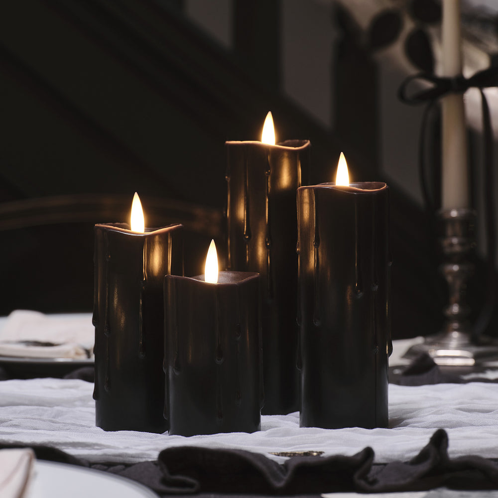 4 Bougies Piliers Fines TruGlow® en Cire Noire Coulante
