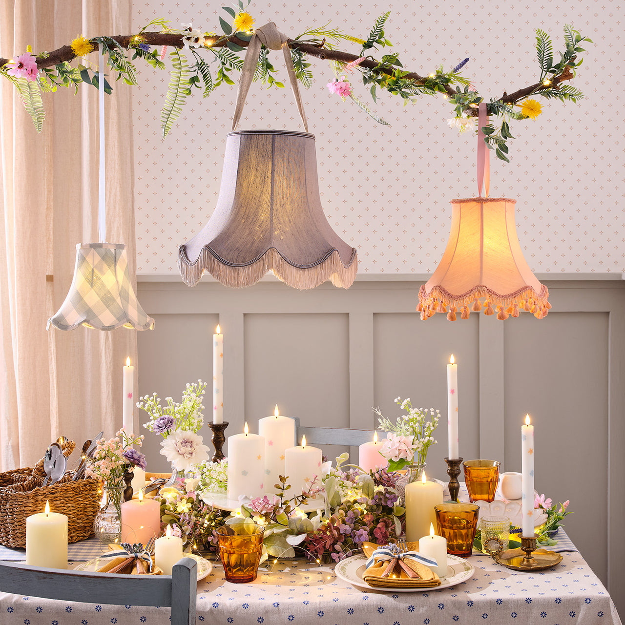 Lot de 3 Bougies Piliers Télécommandées TruGlow® à Motif Fleurs Printanières