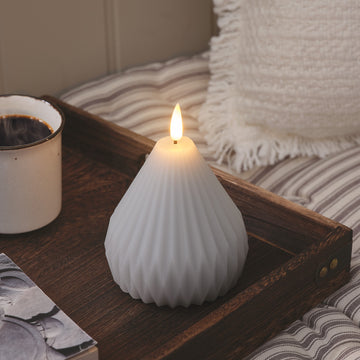 Bougie LED TruGlow® Grise au Design Géométrique