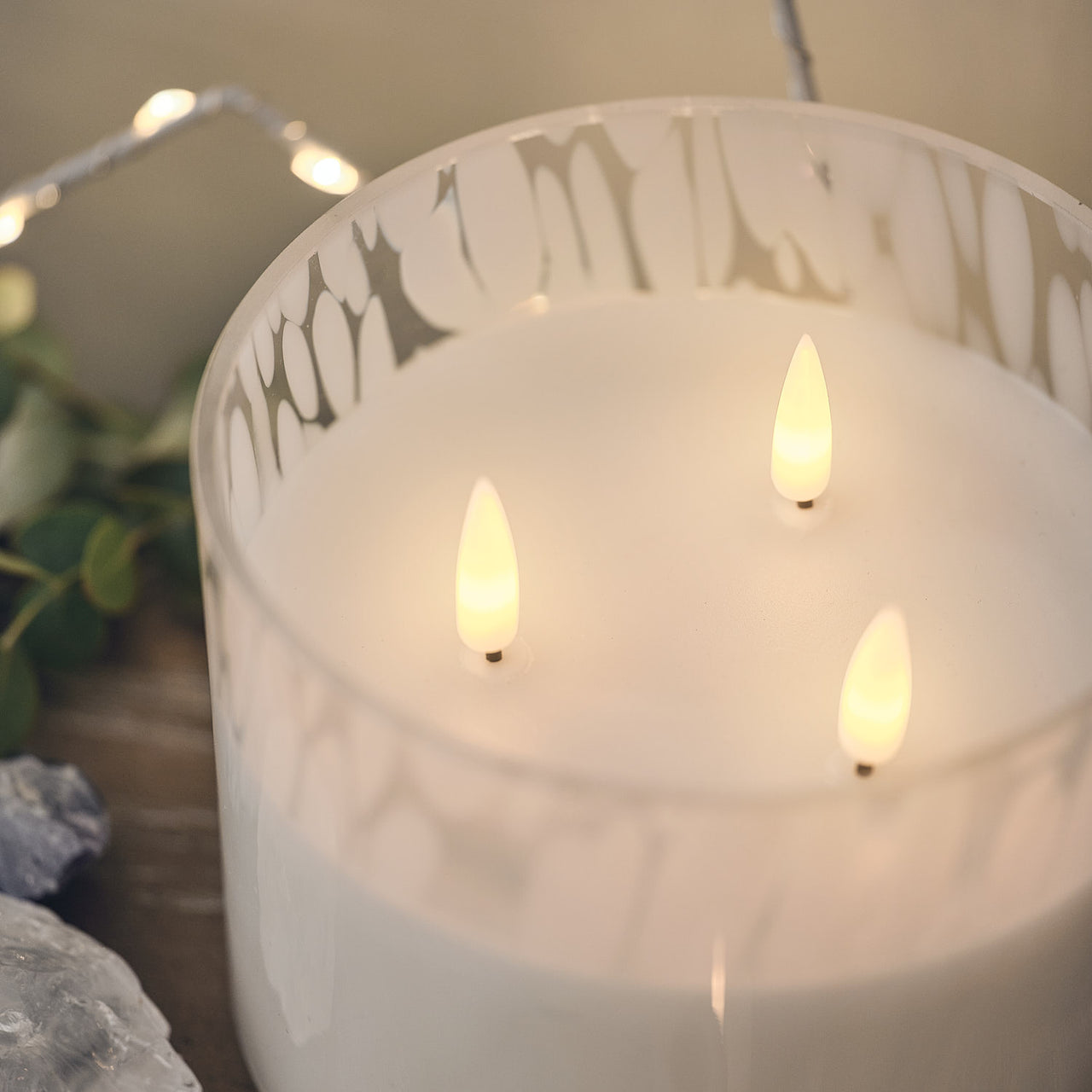 Bougie LED TruGlow® en Verre Confetti Blanc à 3 Mèches avec Télécommande