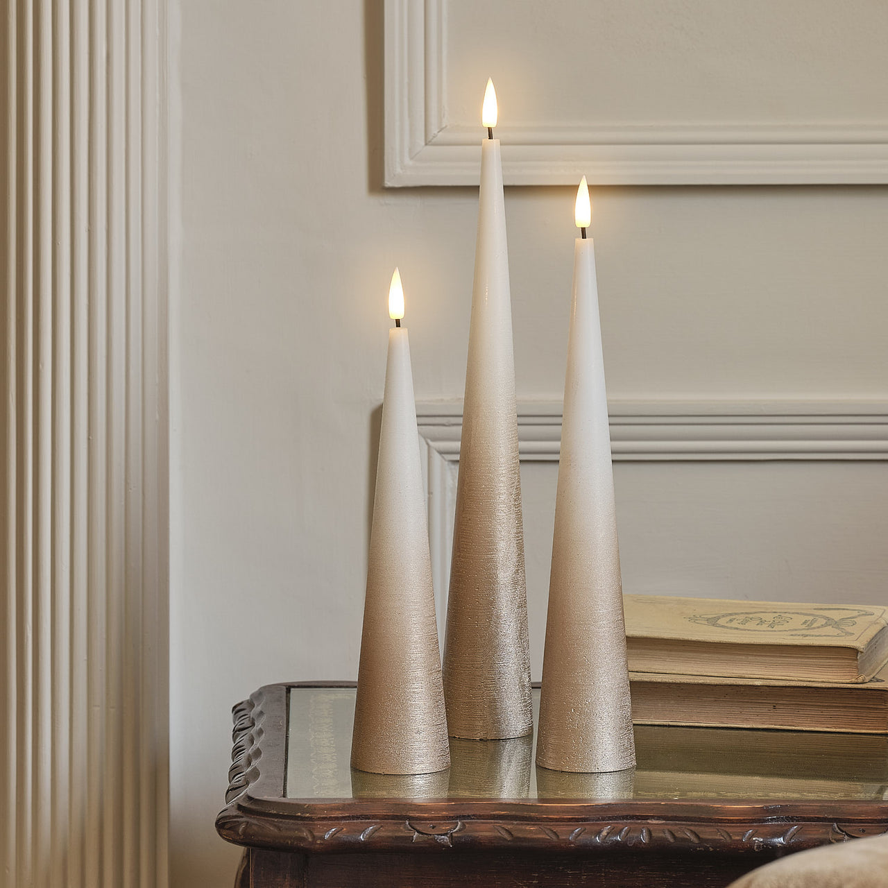 Lot de 3 Bougies LED Coniques Élancées TruGlow® Effet Dégradé Bronze avec Télécommande