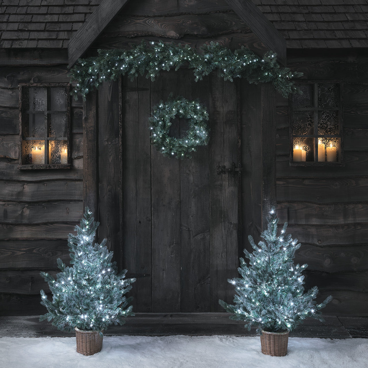 WANNA- Couronne de Noël illuminée de 50,8 cm pour décoration de porte d'entrée avec boules de Noël dorées en cuivre et 30 lumières LED à piles WANNA- Couronne de Noël illuminée de 50,8 cm pour décoration de porte d'entrée avec boules de Noël dorées en cuivre et 30 lumières LED à piles