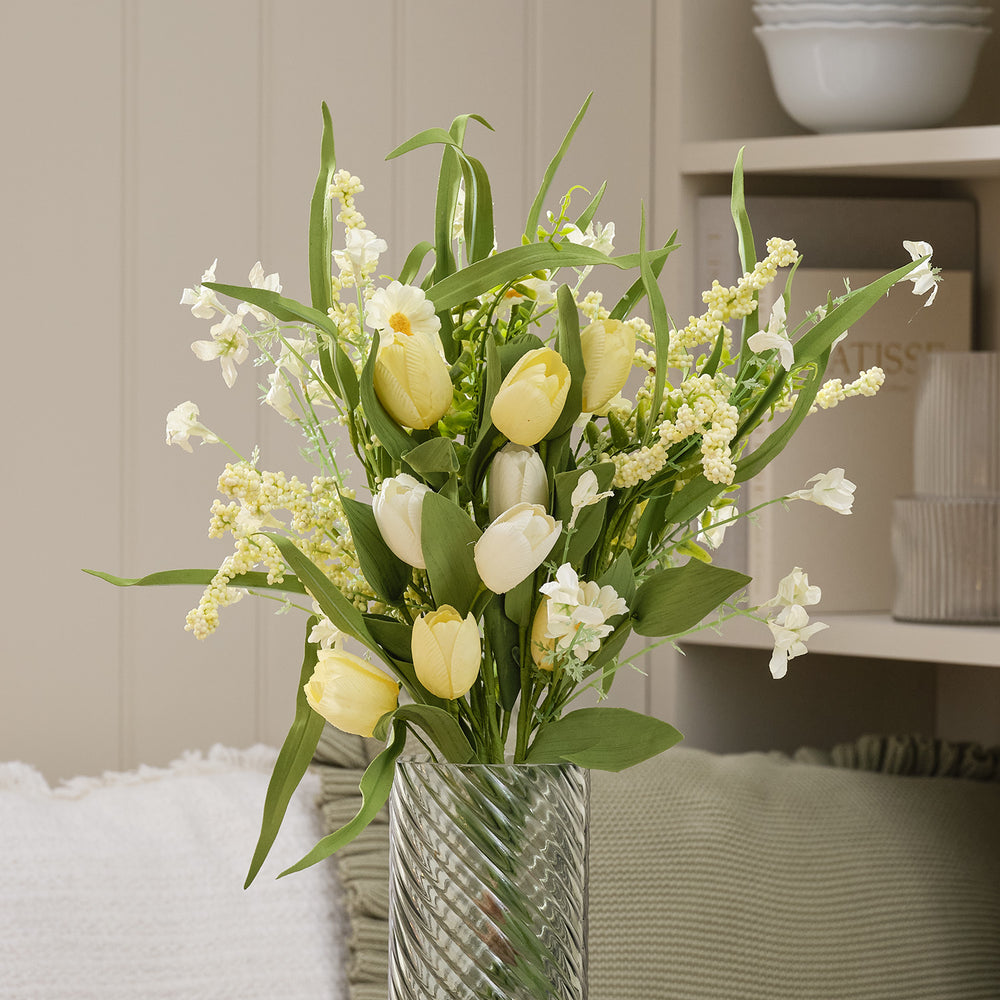 Bouquet Artificiel Tulipes Jaune Sorbet & Marguerites avec Vase en Verre Texturé Vert