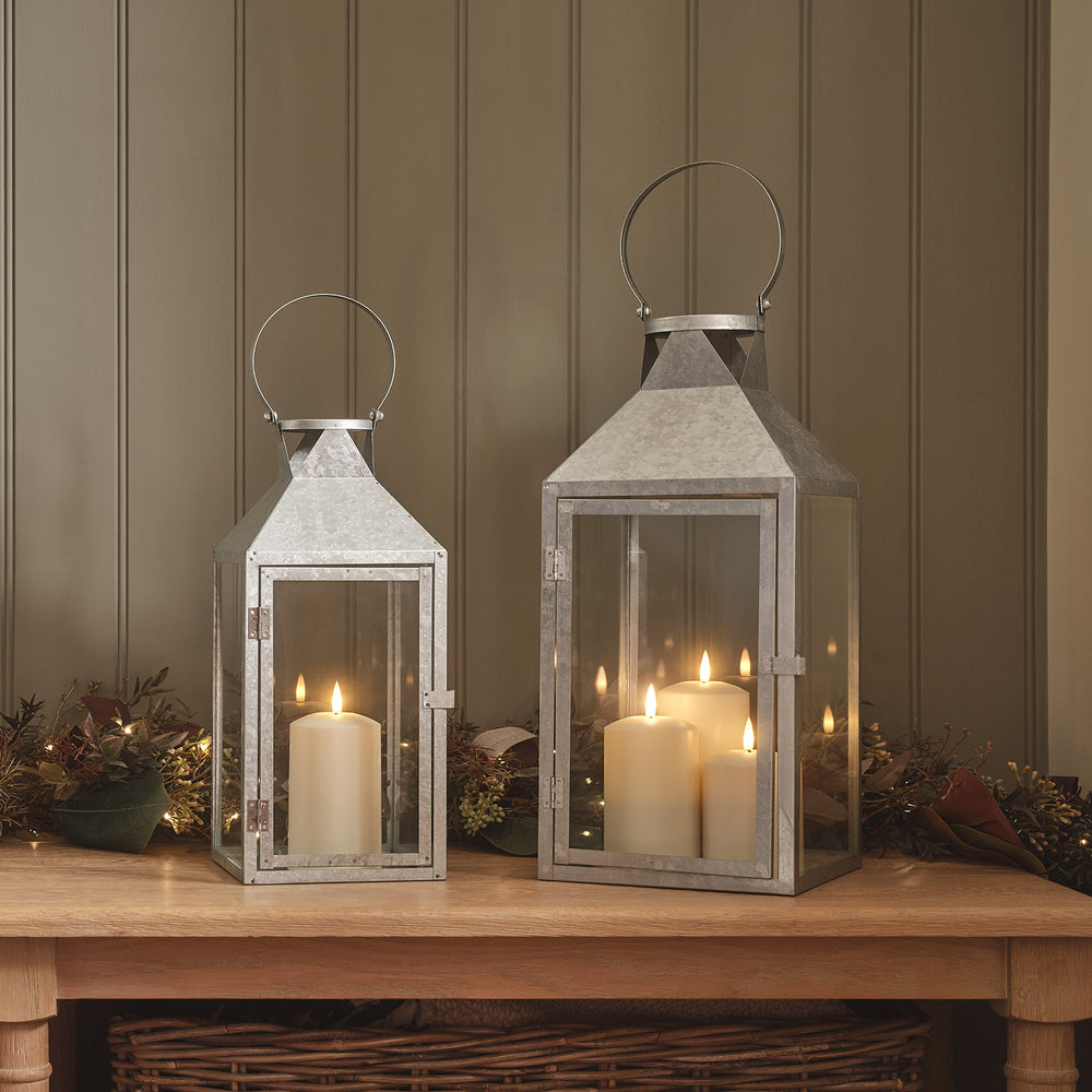 Duo de Lanternes d'Extérieur Hayle avec Bougies TruGlow®