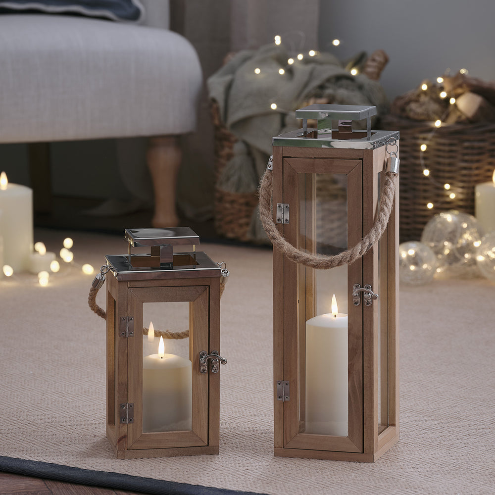 Lot de 2 Lanternes Salcombe en Bois avec Bougies TruGlow