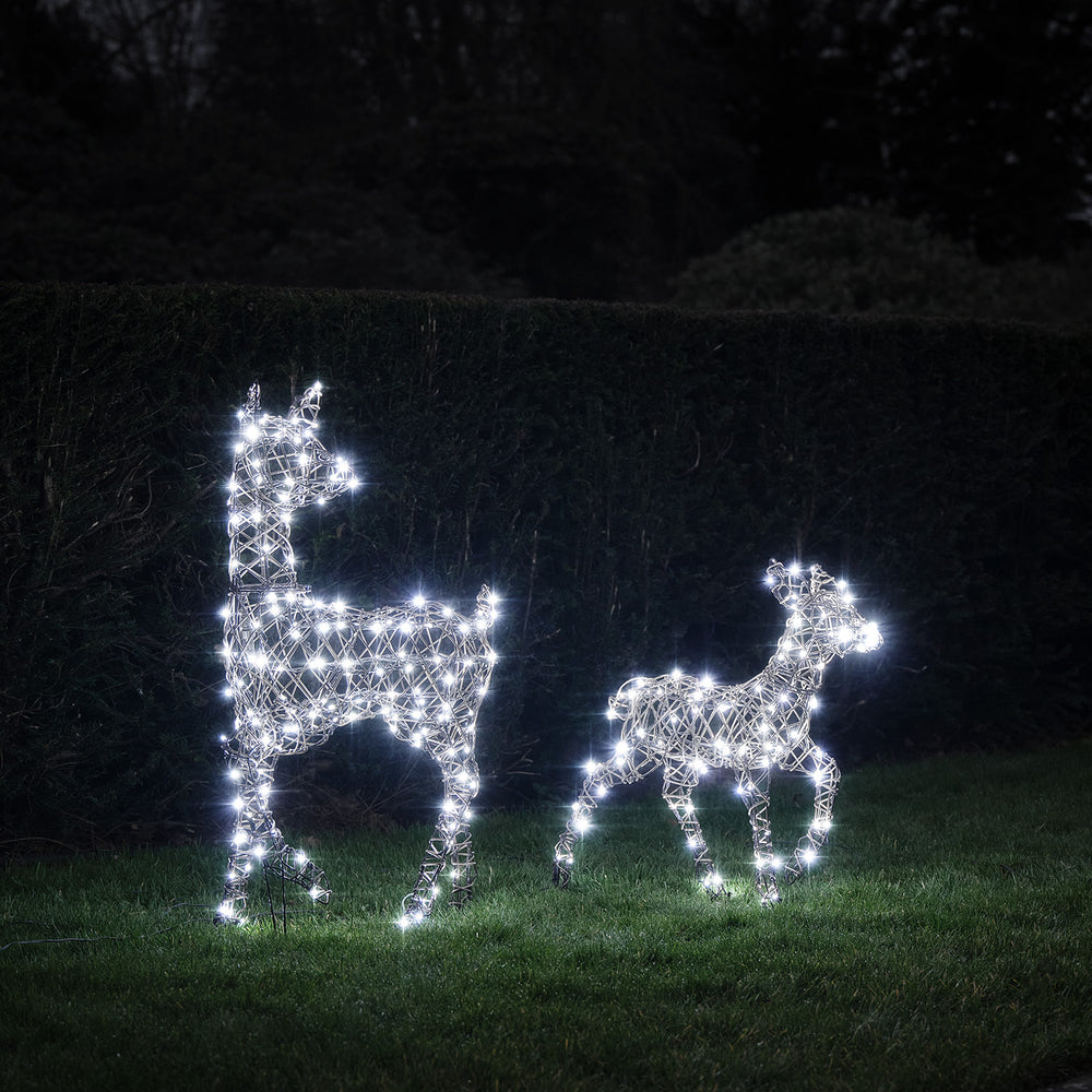 Duo de Biche et Faon Studley LED Solaires en Imitation Rotin à LED Bicolores