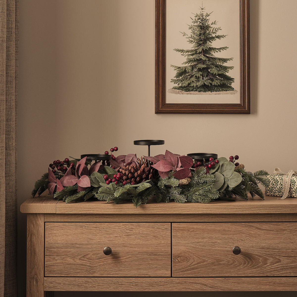 Composition Centre de Table Ambiance Festive avec Trio de Porte-Bougies