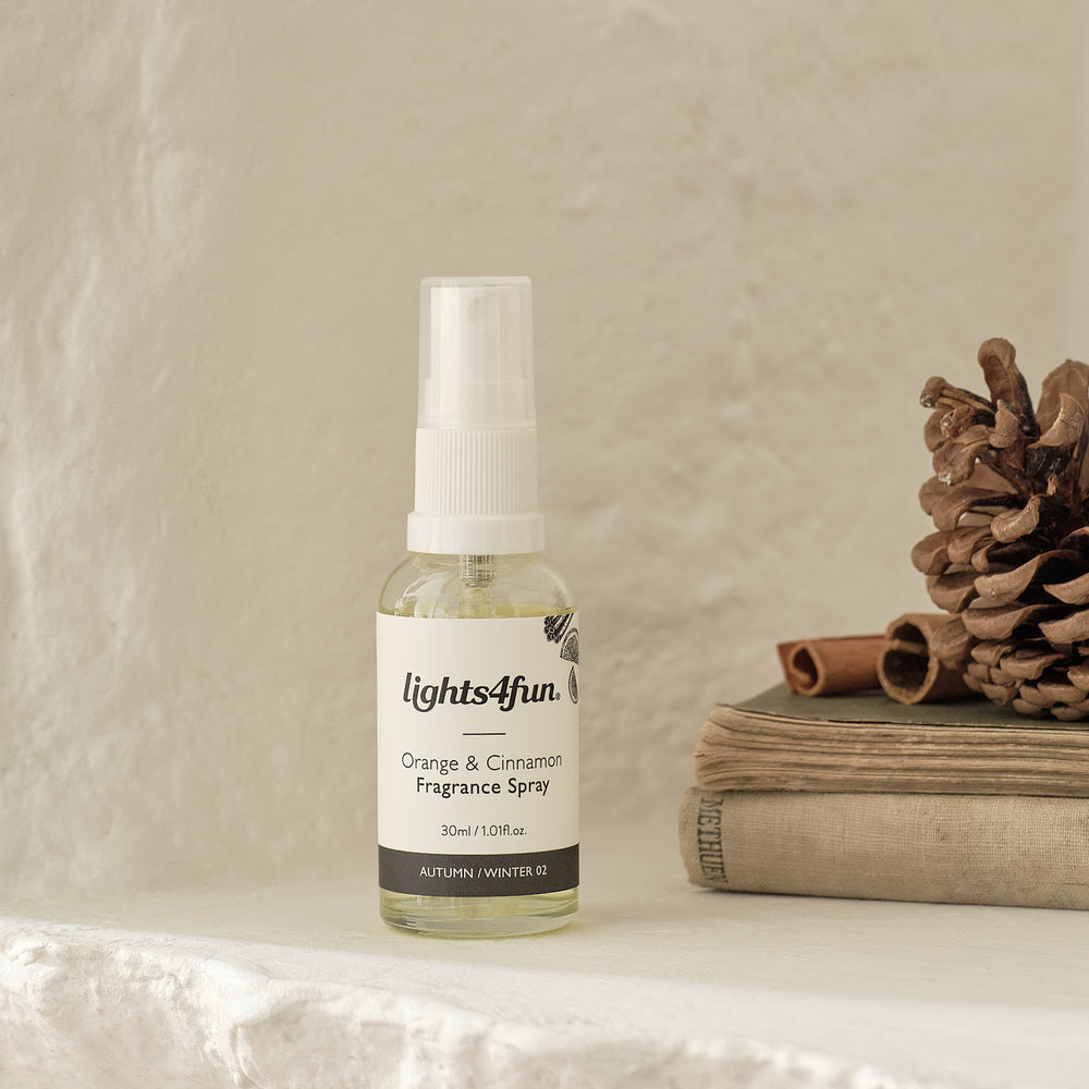 Spray Parfumé Orange et Cannelle pour Couronnes et Guirlandes – Automne Hiver 02
