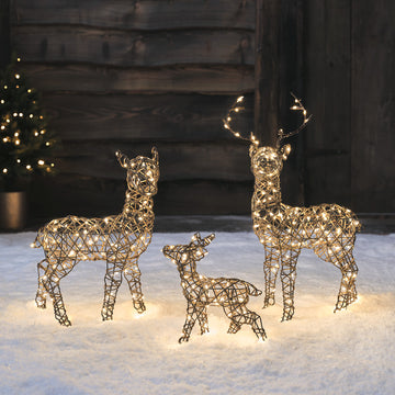 Famille de Mini Rennes Lumineux en Rotin Studley