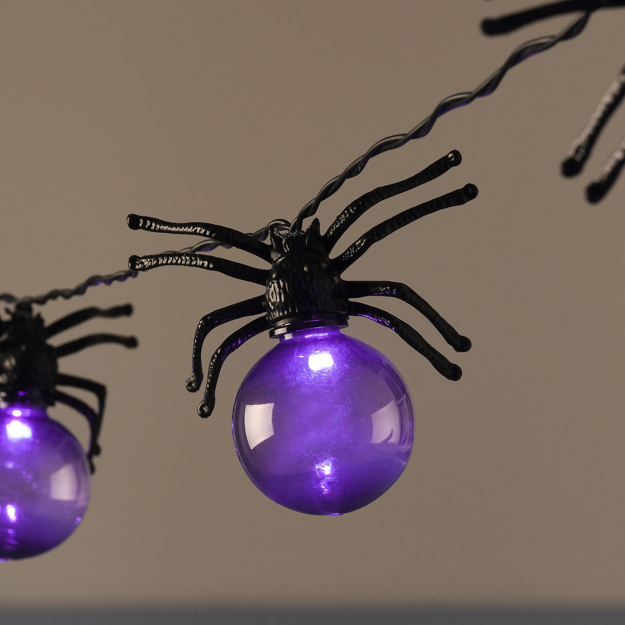 Guirlande Lumineuse à 10 Boules Araignées Violet