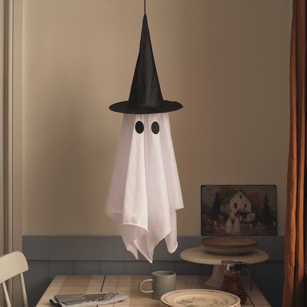 Fantôme Sorcière Suspendu Winnie à LED Blanc Chaud