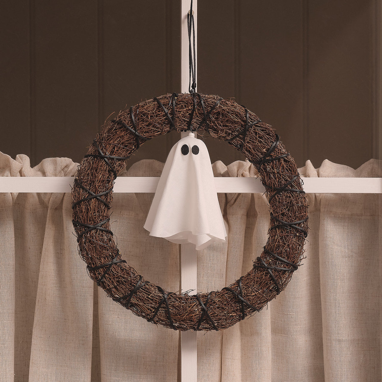Couronne Noire d’Extérieur de 30 cm à Fantôme Suspendu