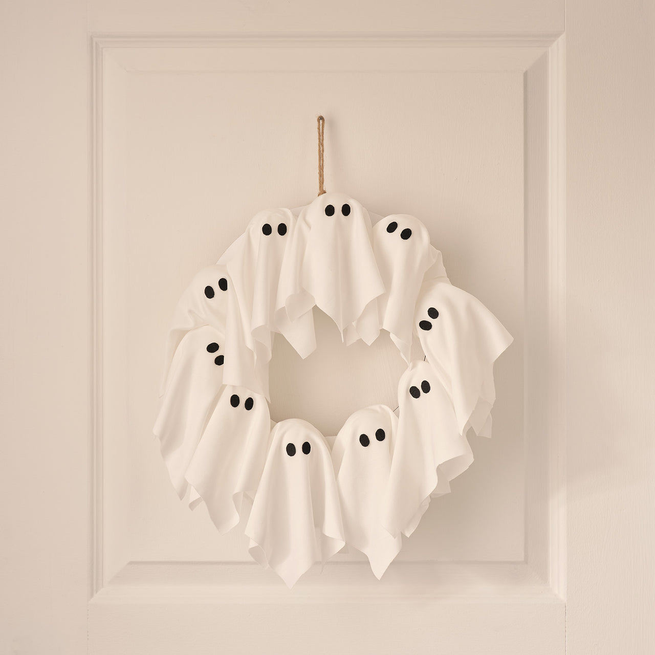 Couronne Fantômes d'Halloween de 32 cm à LED Blancs