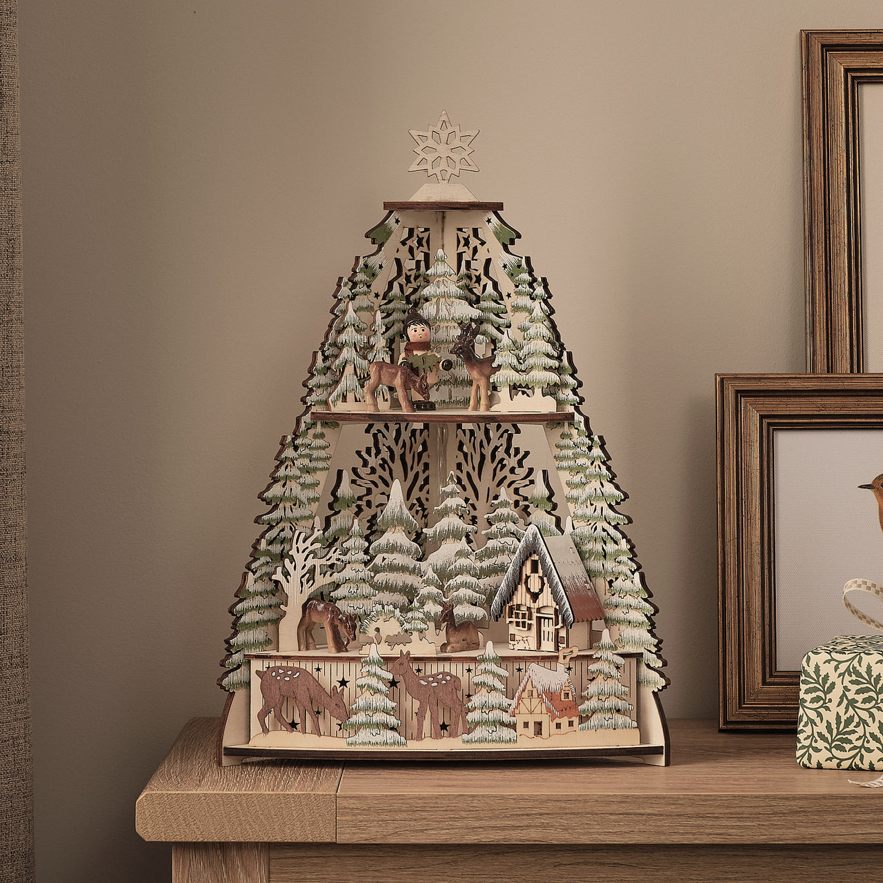 Pyramide de Noël Lumineuse en Bois de 35 cm à LED