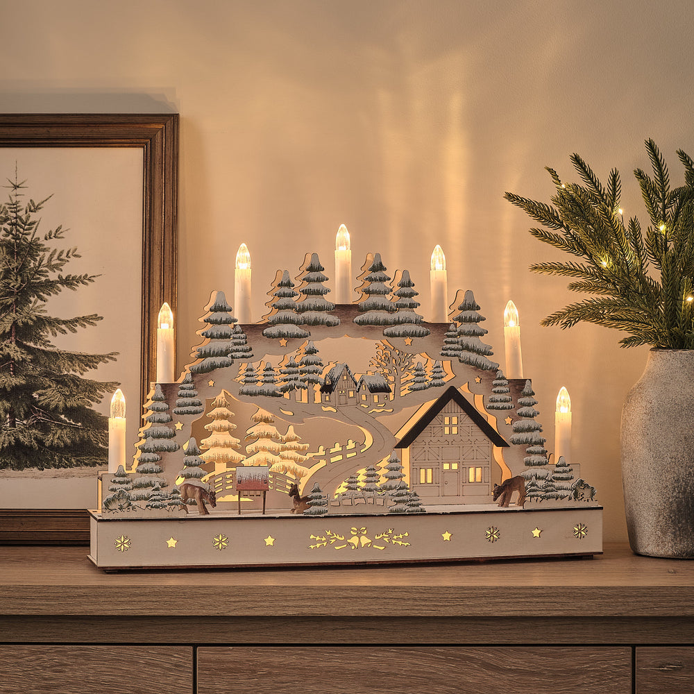Scène de Noël Village Lumineux en Bois avec 7 Chandelles LED