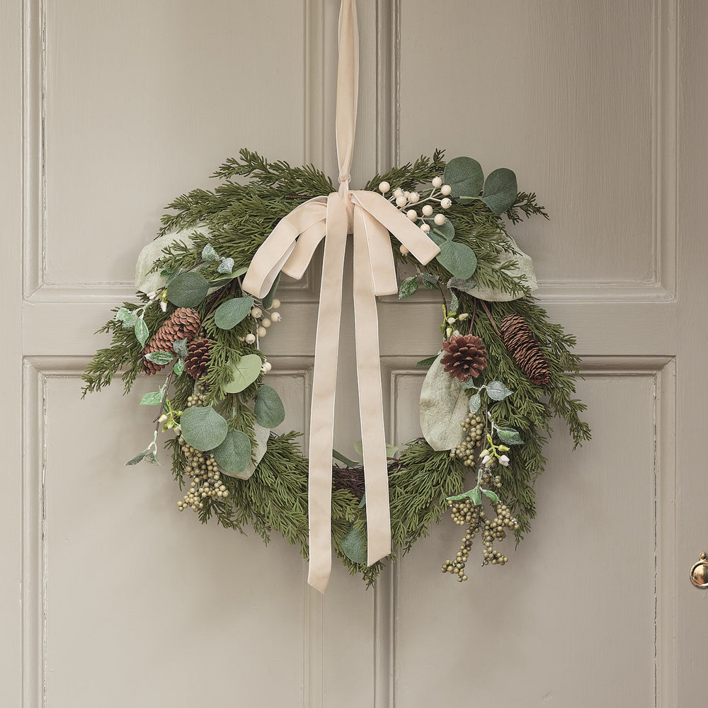 Lot Couronne et Guirlande de Noël à Pommes de Pin et Baies Blanches