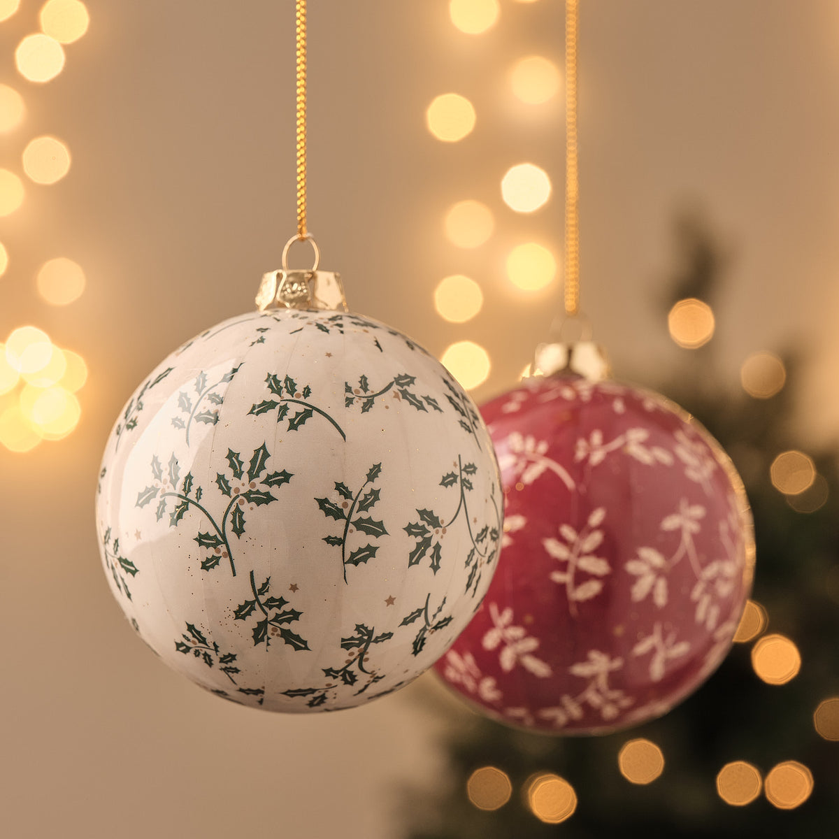 Lot de 2 Boules de Noël Houx Rouge et Blanc Traditionnelles