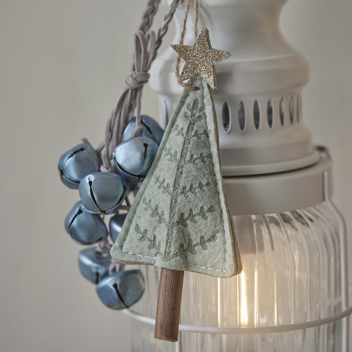 Lot de 4 Sapins en Feutrine avec Étoile
