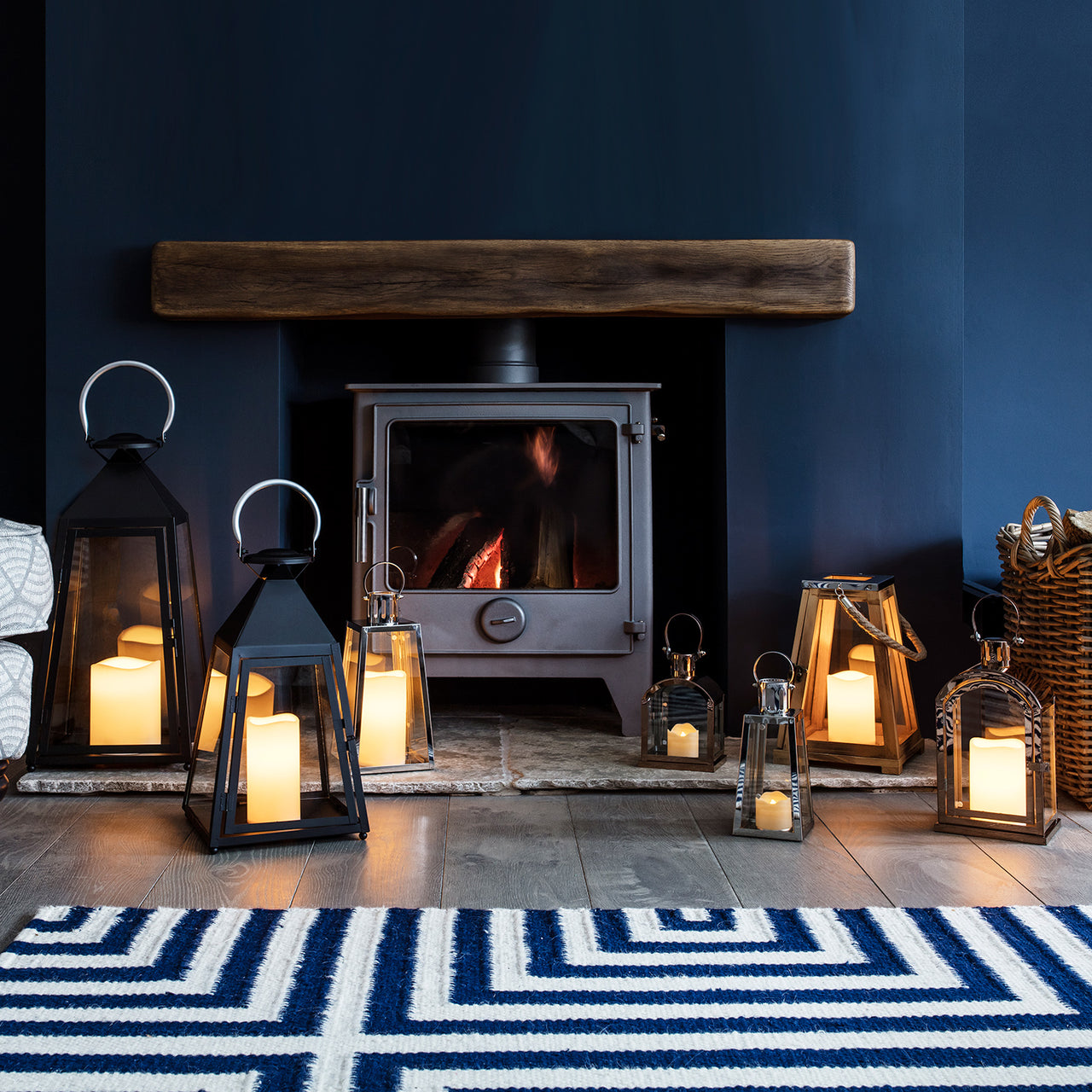 Lanterne Trapèze en Acier Inoxydable avec Bougie LED à Piles