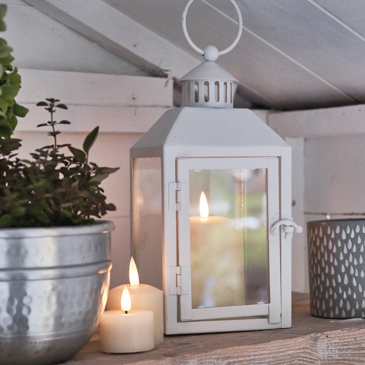 Petite Lanterne d'Extérieure Blanche Arcachon avec Bougie TruGlow®