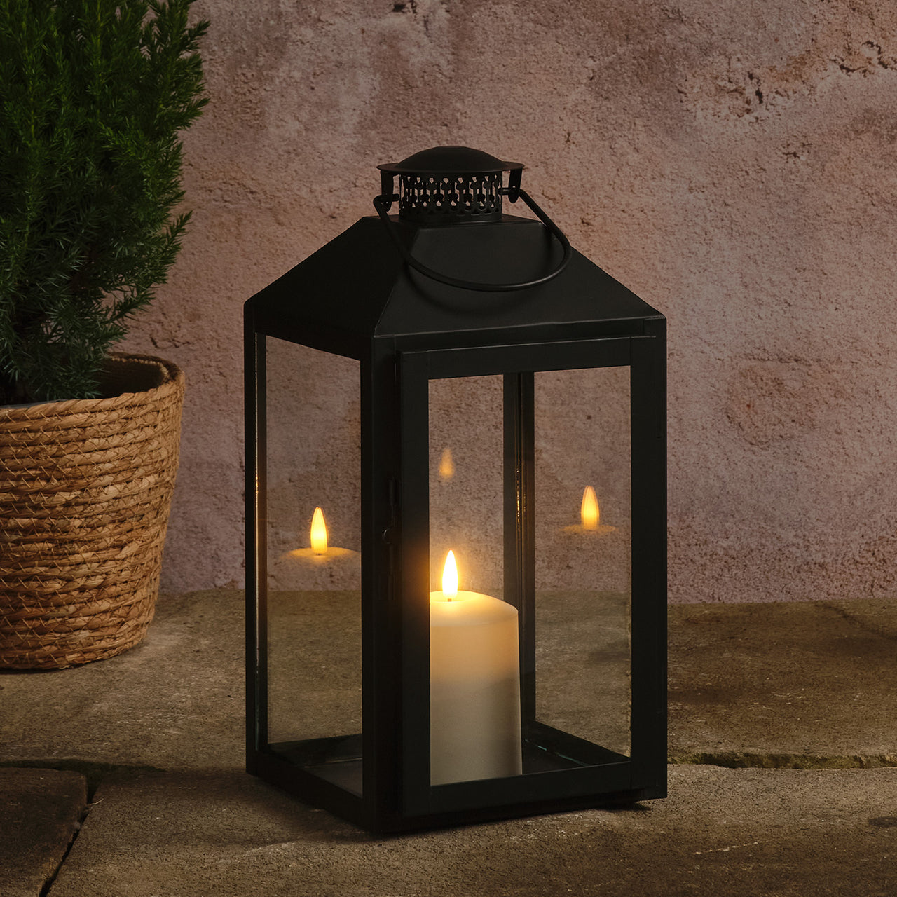 Grande Lanterne Seaton en Métal Noir avec Bougie LED TruGlow®