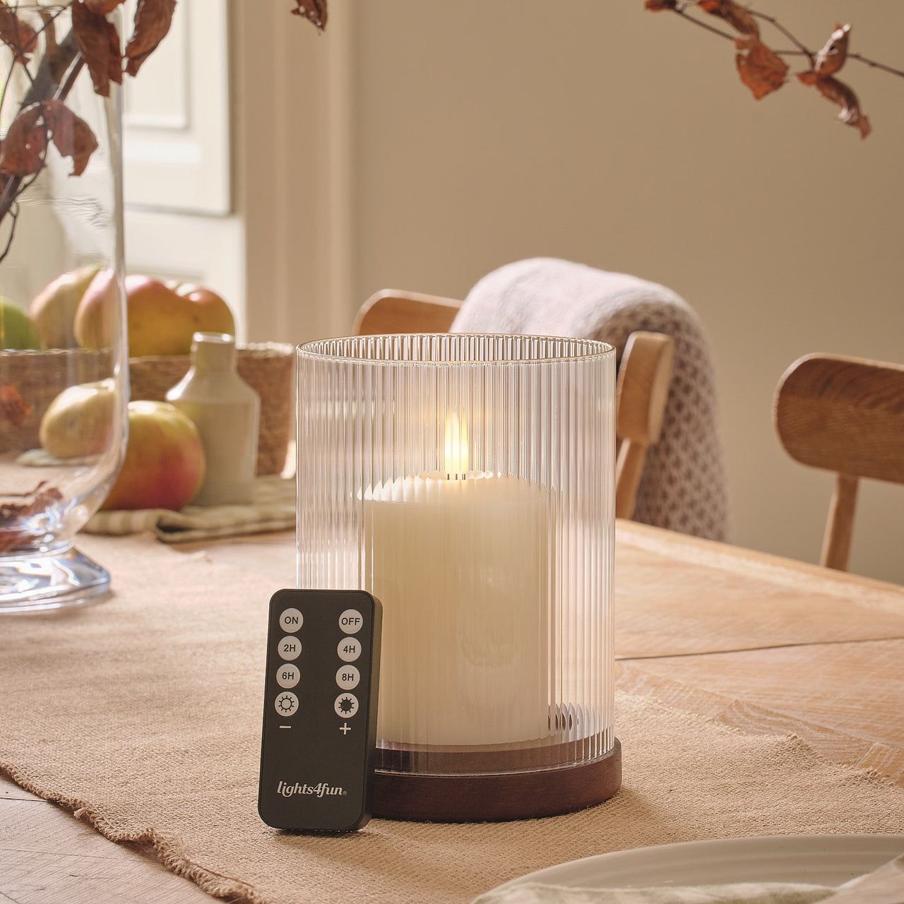 Photophore Hurricane en Verre Rainuré avec Bougie LED TruGlow® et Télécommande