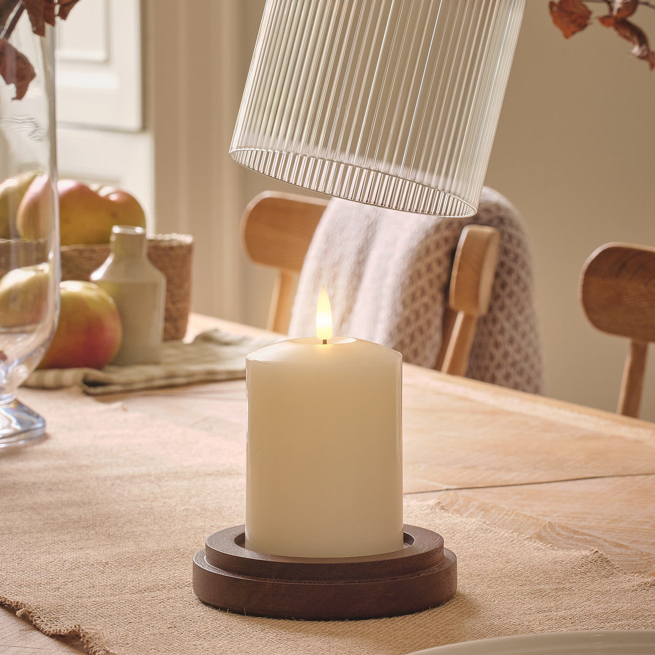 Photophore Hurricane en Verre Rainuré avec Bougie LED TruGlow® et Télécommande