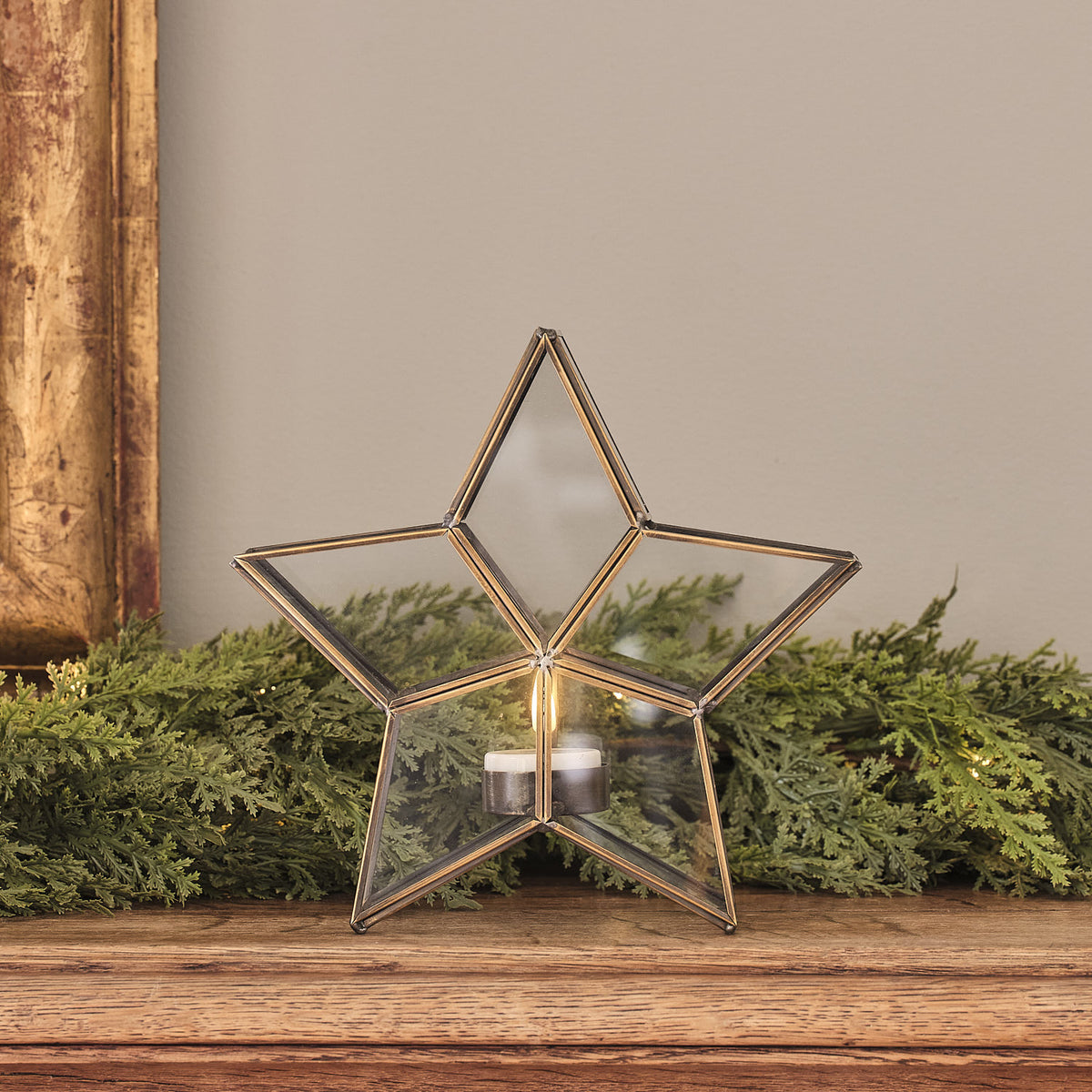 Lanterne Étoile Dorée Vicarage avec Bougie Votive TruGlow®