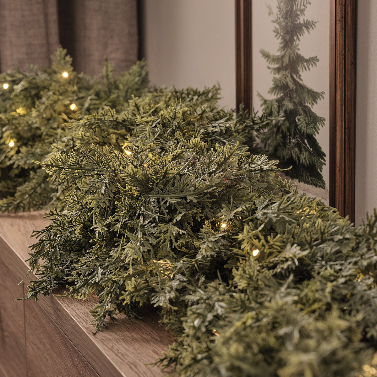 Guirlande Décorative Pré-éclairée Conifère de Noël Grand Format