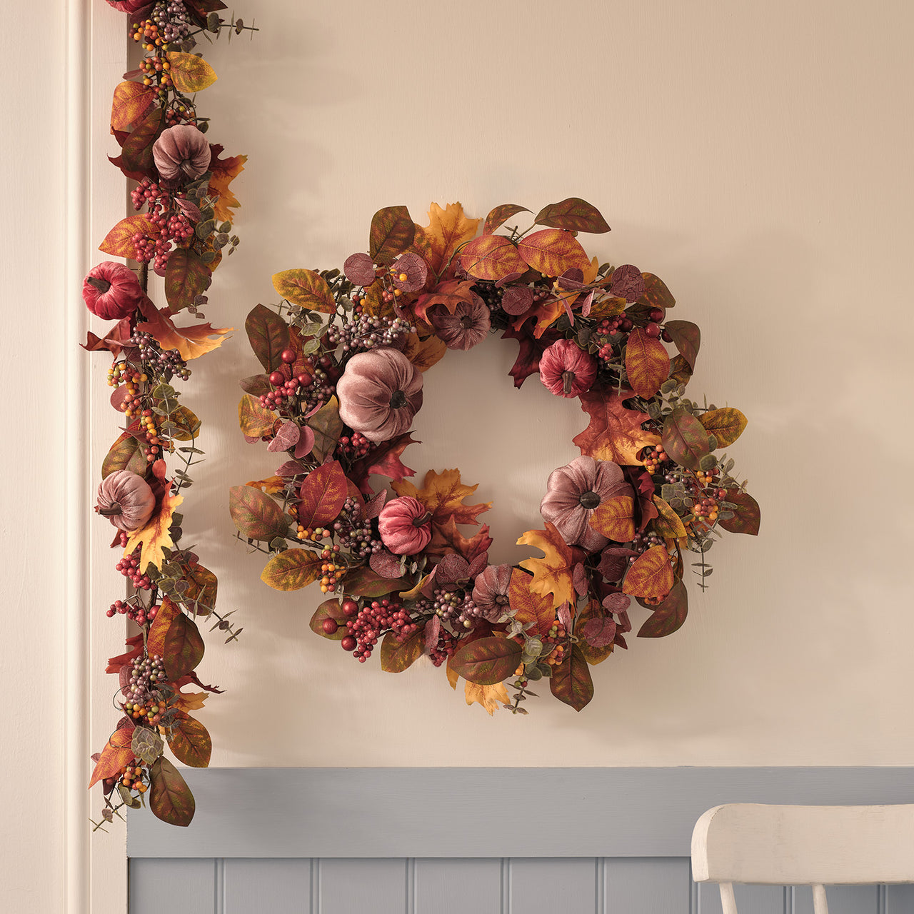Lot Couronne & Guirlande d’Automne Pré-éclairées à Citrouilles en Velours