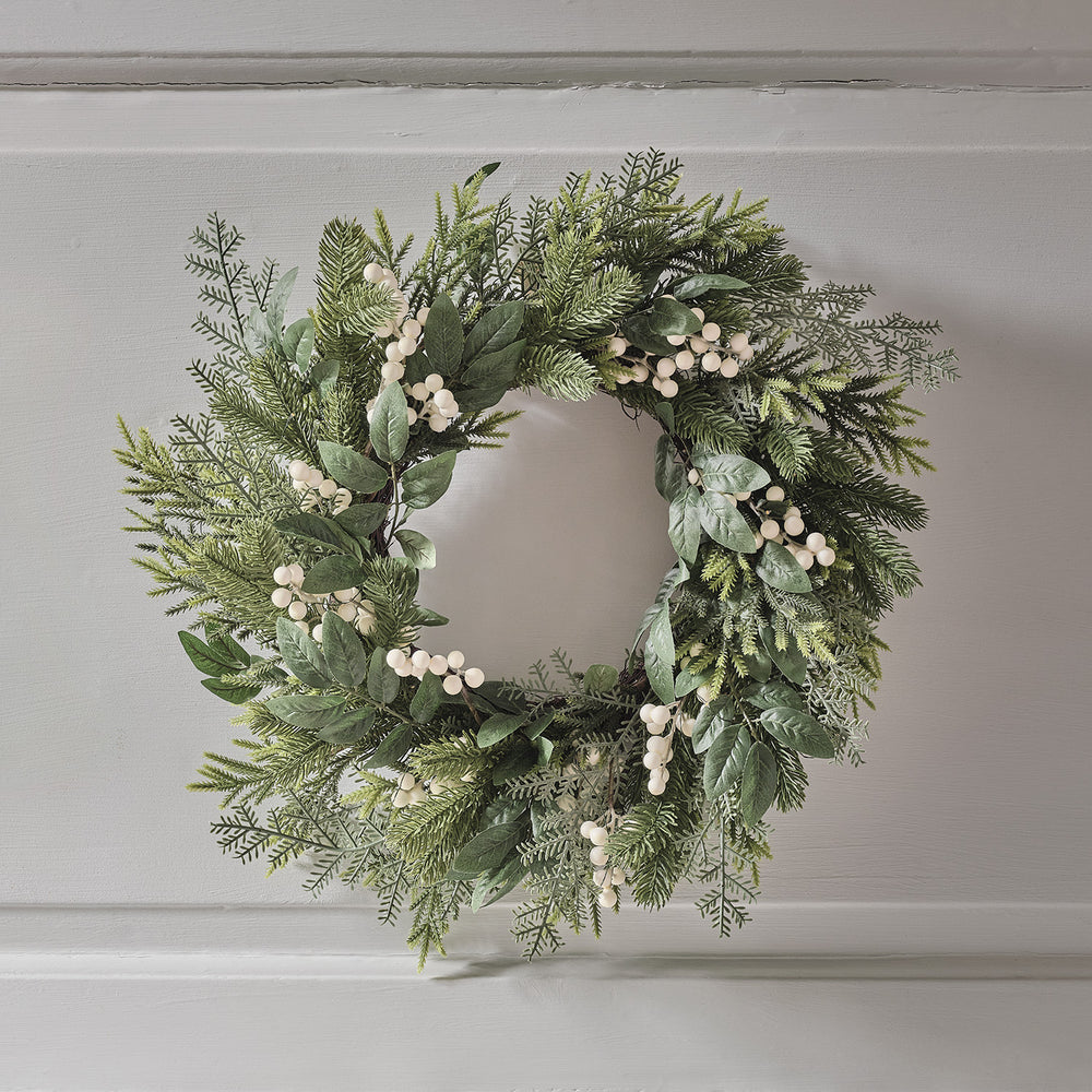 Couronne de Noël pré-éclairée aux baies blanches
