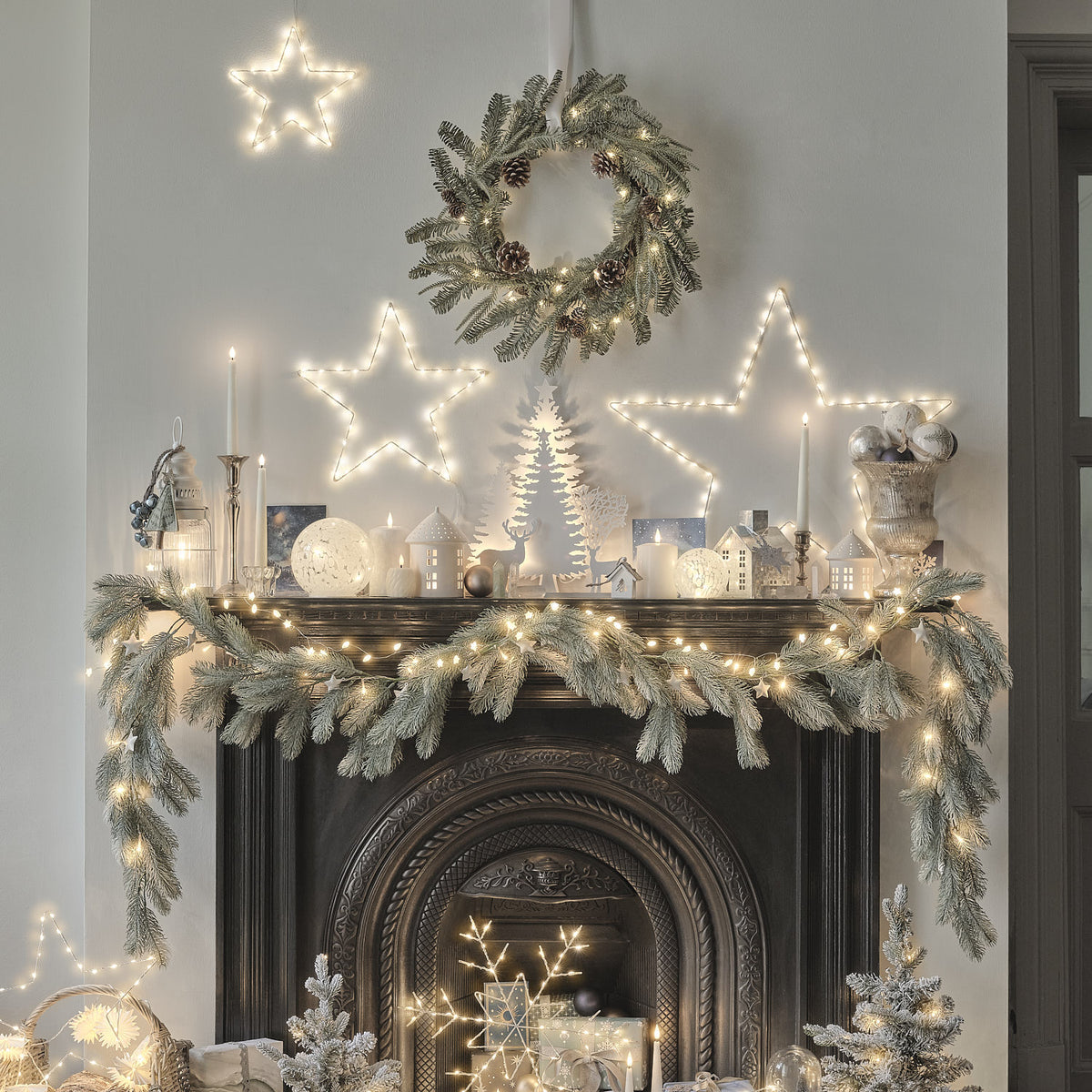 Couronne de Noël Pré-éclairée Au Clair des Étoiles de 50 cm