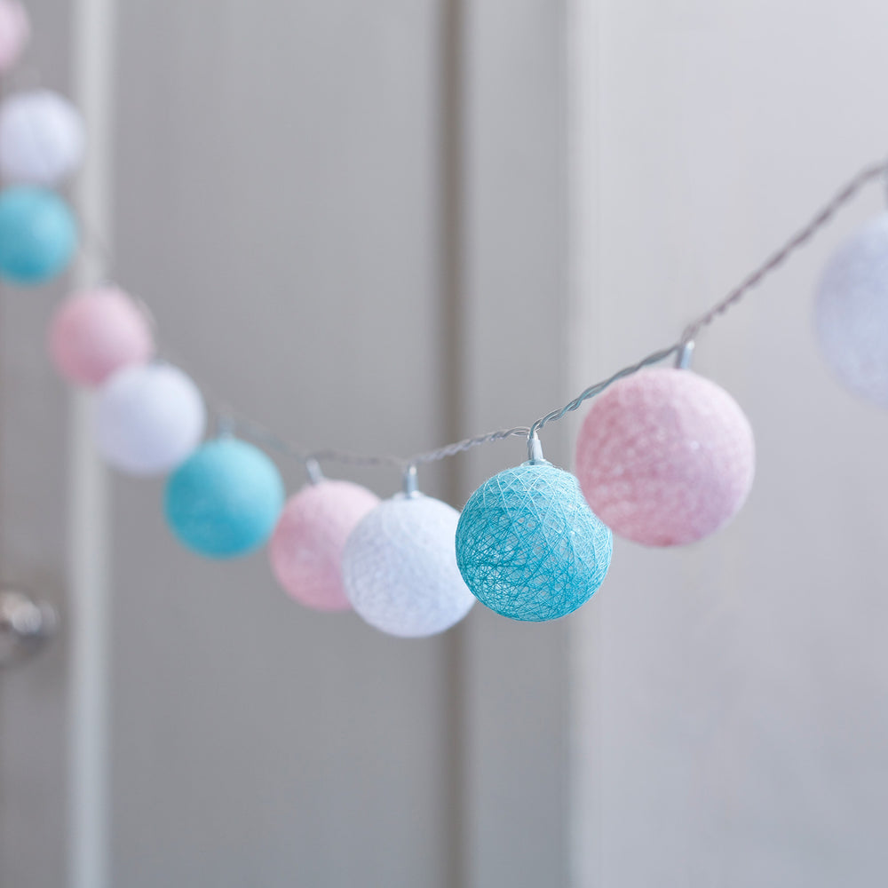 Guirlande Lumineuse LED 20 Boules de Coton Pastel
