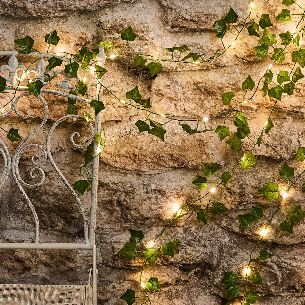 Guirlande Lumineuse à Piles avec Branches de Lierre Tombantes