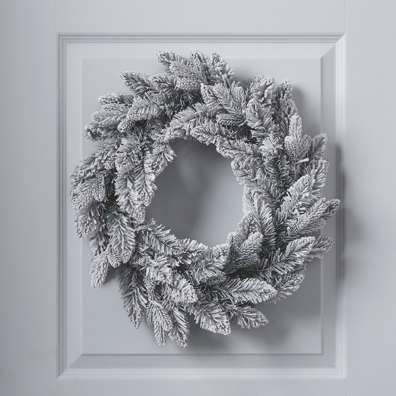 Couronne de Noël Enneigée de 50 cm à LED Blanc Chaud