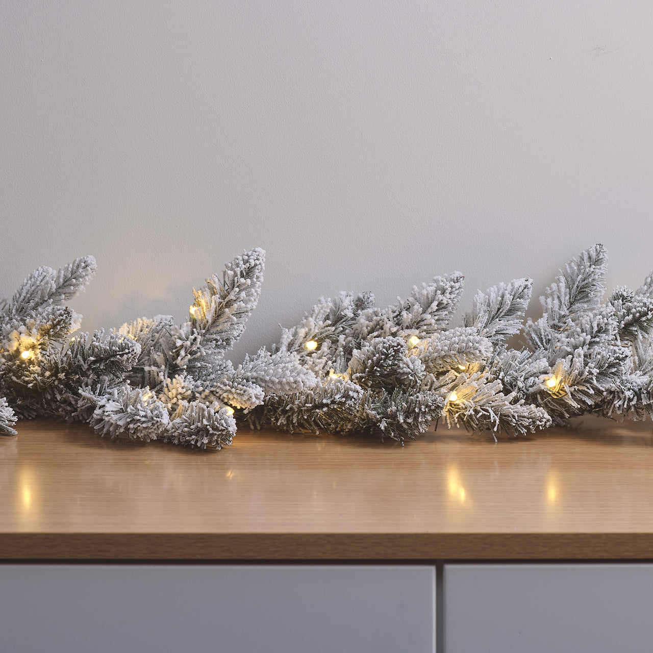 Guirlande de Noël Enneigée de 1,5 m, à LED Blanc Chaud