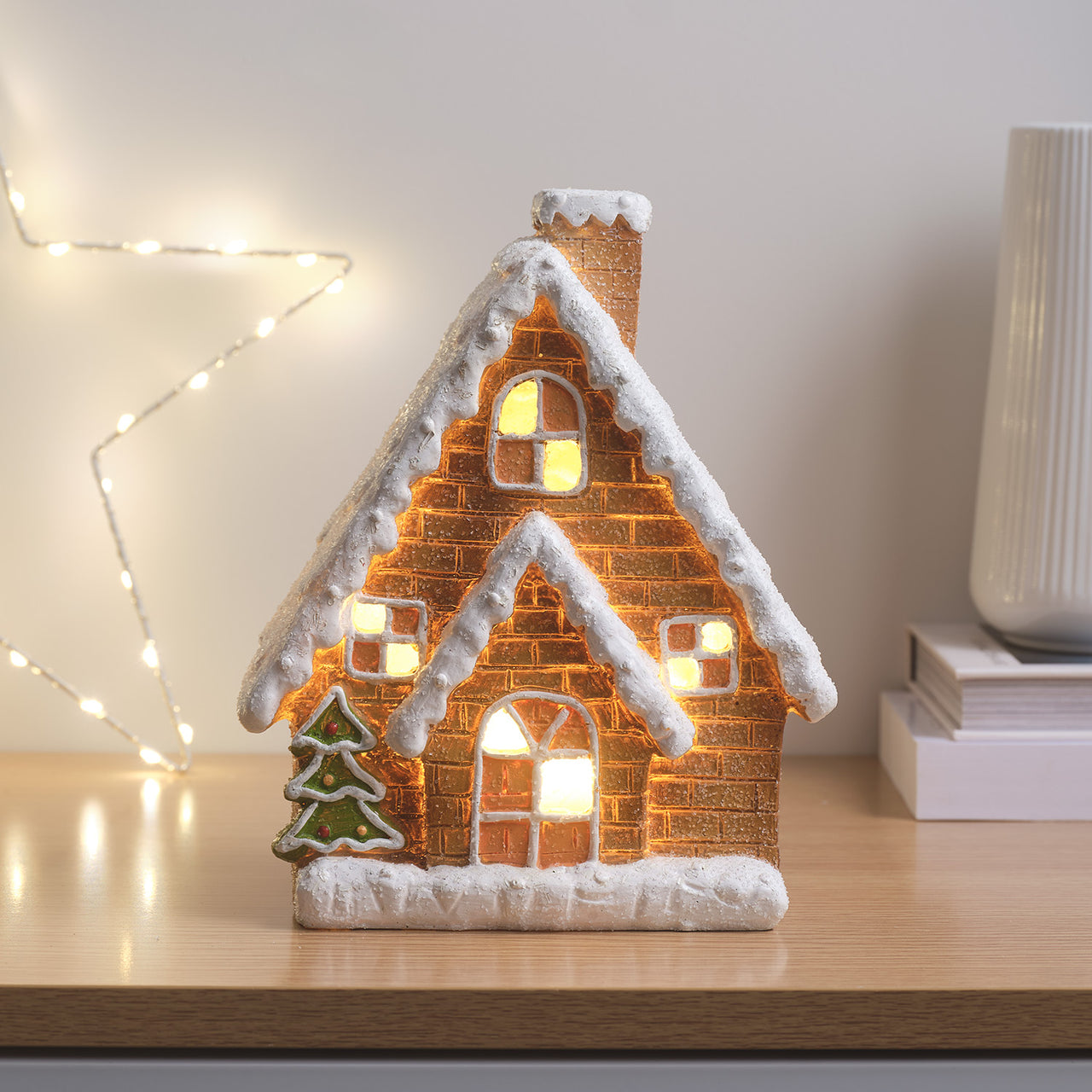 Maison Lumineuse en Pain d’Épices