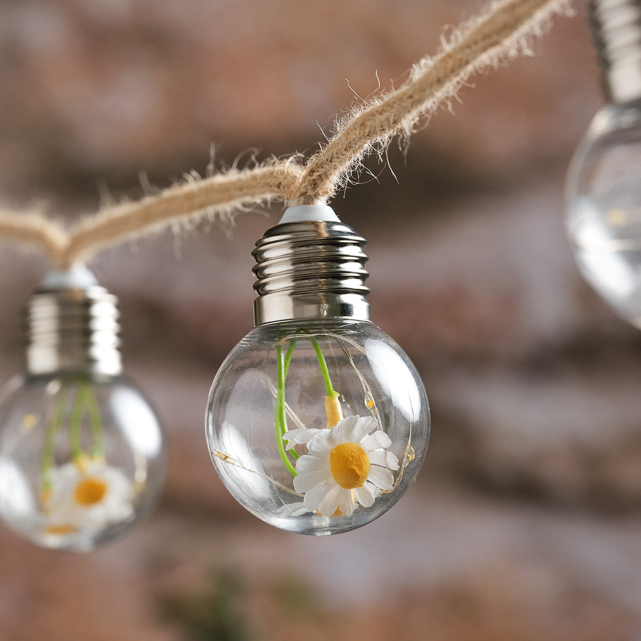 Guirlande Guinguette Micro LED à 10 Ampoules Décorées de Marguerites