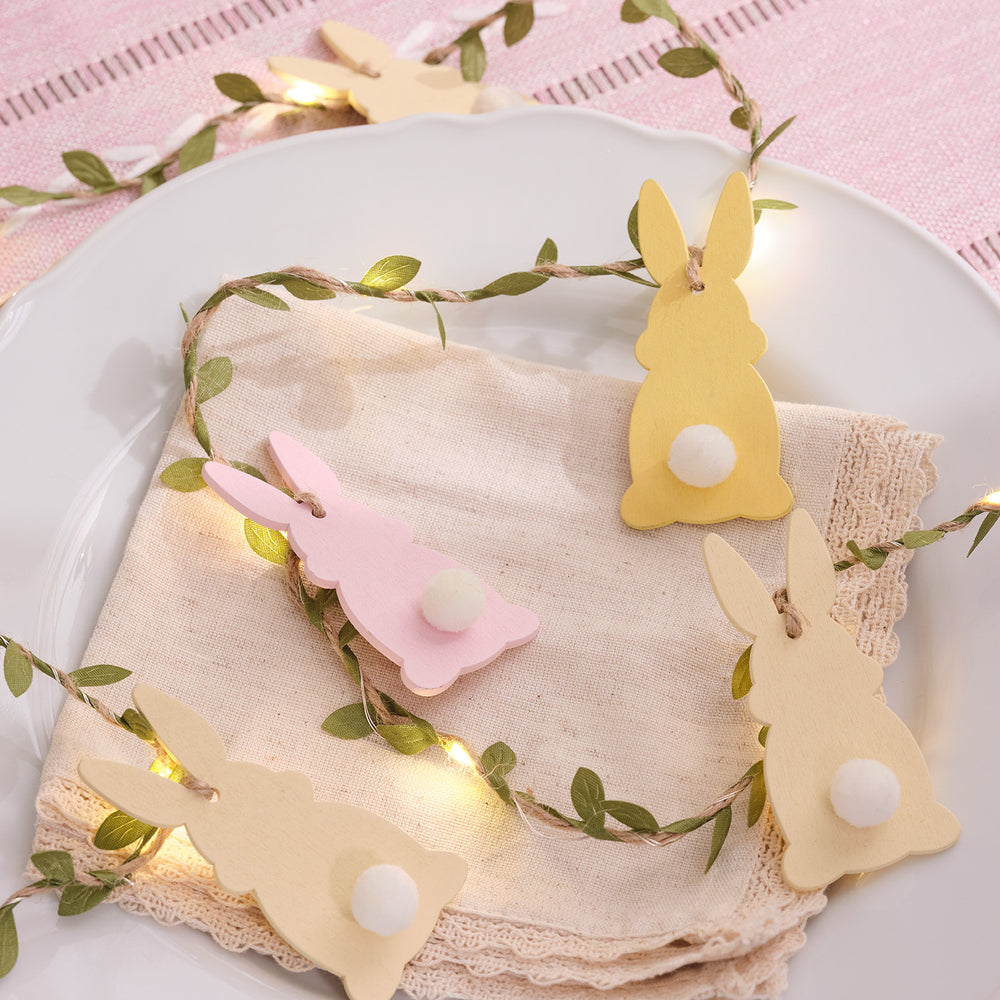 Guirlande Lumineuse de Pâques à Lapins en Bois Pastel 2 m