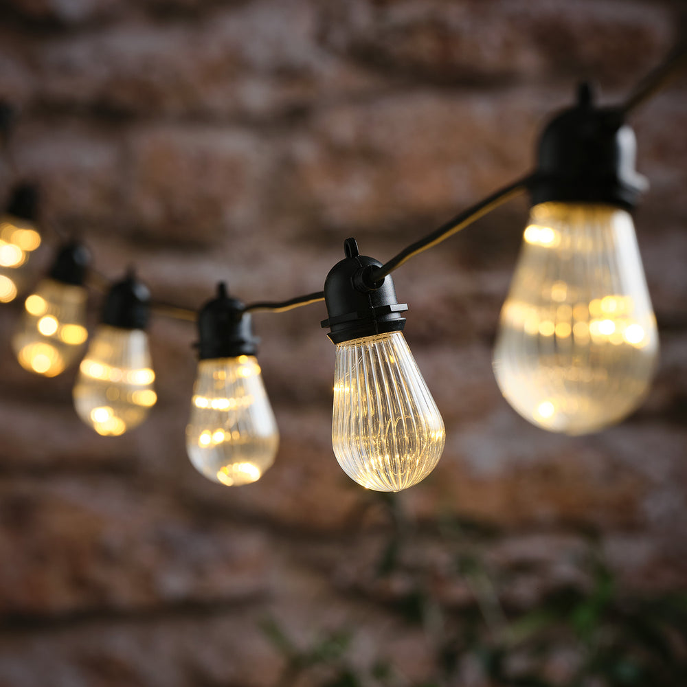 Guirlande Guinguette Micro LED à Ampoules Striées à Piles