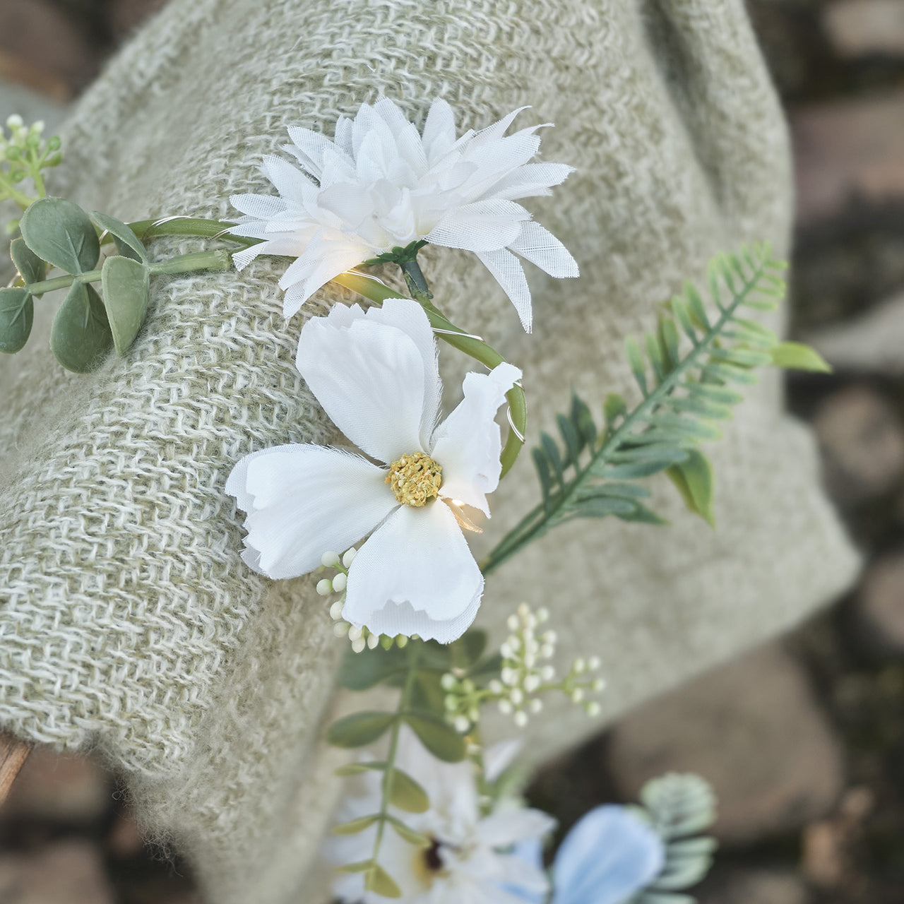 Guirlande pré-éclairée Fleurs Bleues et Blanches
