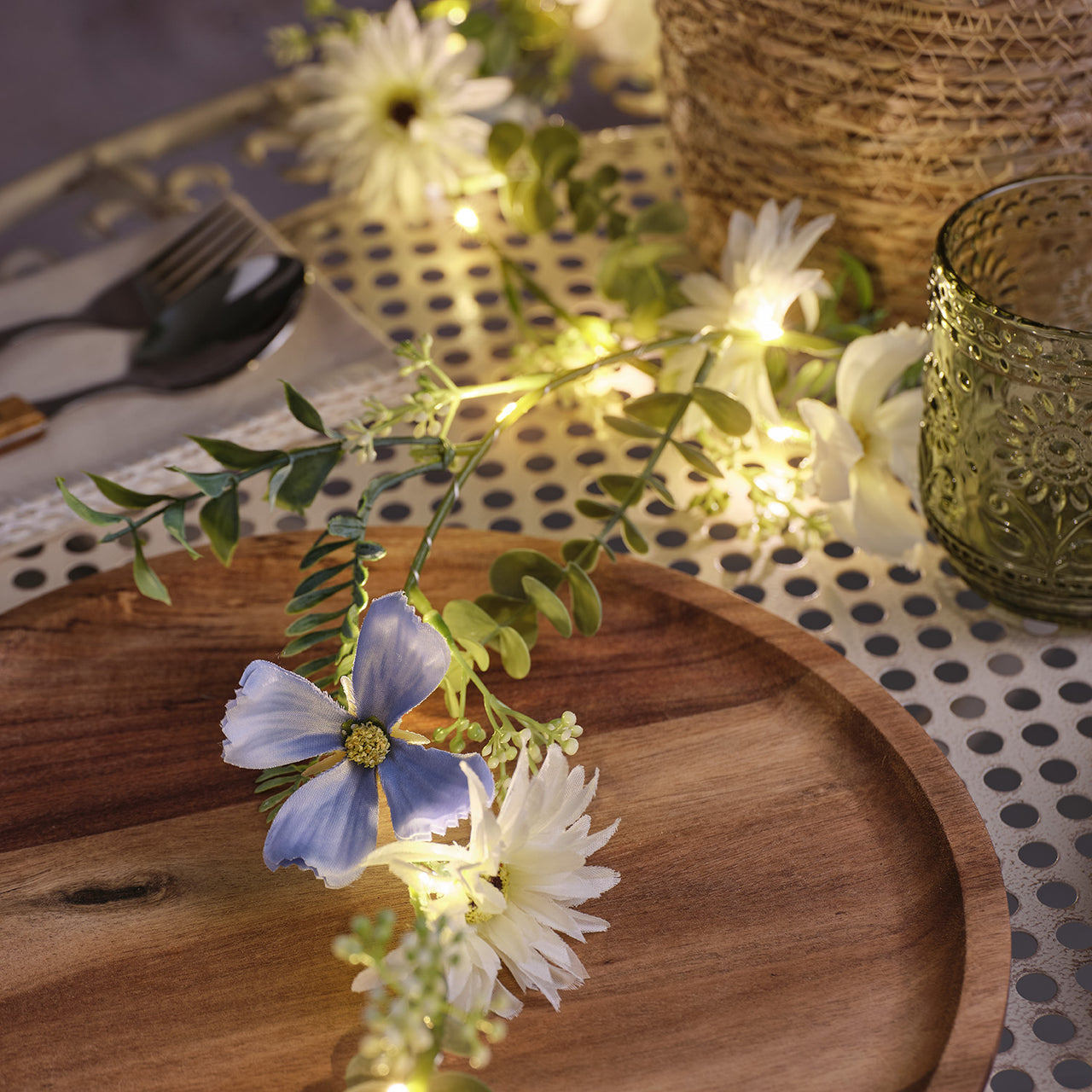 Guirlande pré-éclairée Fleurs Bleues et Blanches