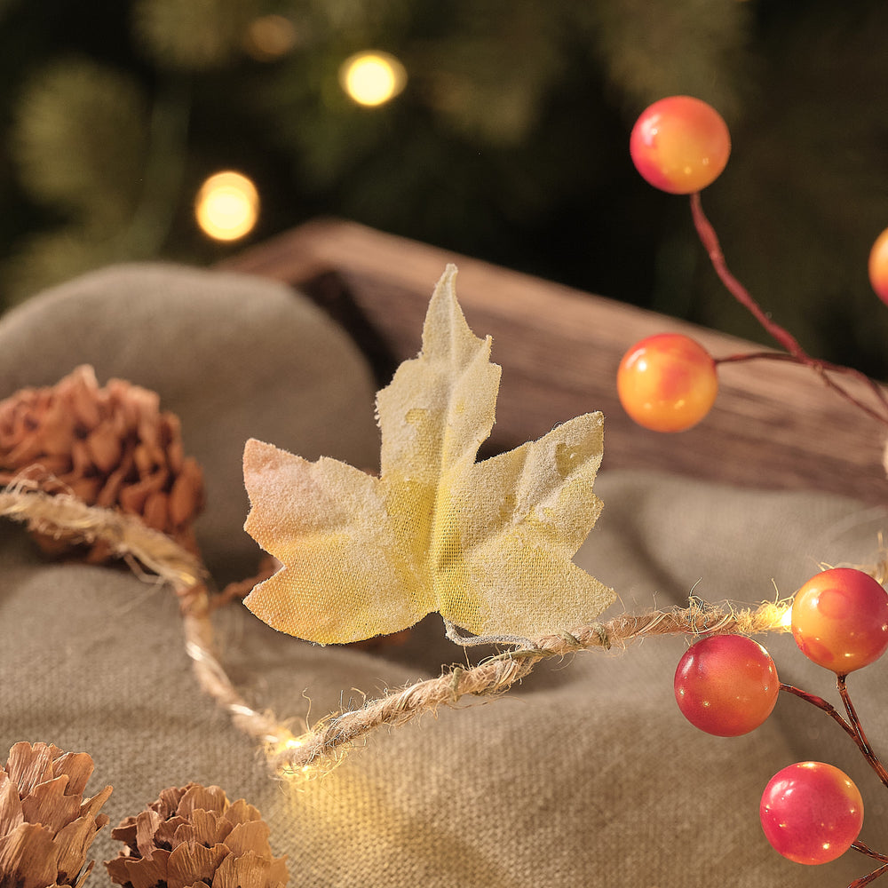Guirlande Lumineuse Micro LED Feuilles & Pommes de Pin d’Automne 2 m